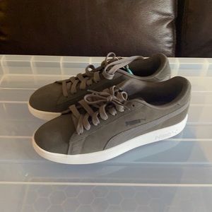 Two pairs of Puma Sneakers